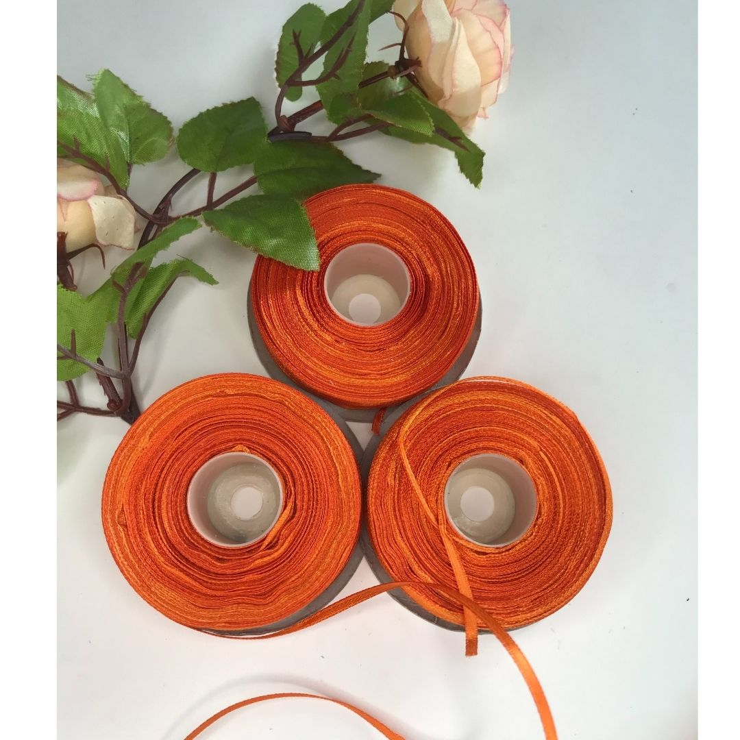 Rollo de Cintas Satinadas 1/8" x 100yds