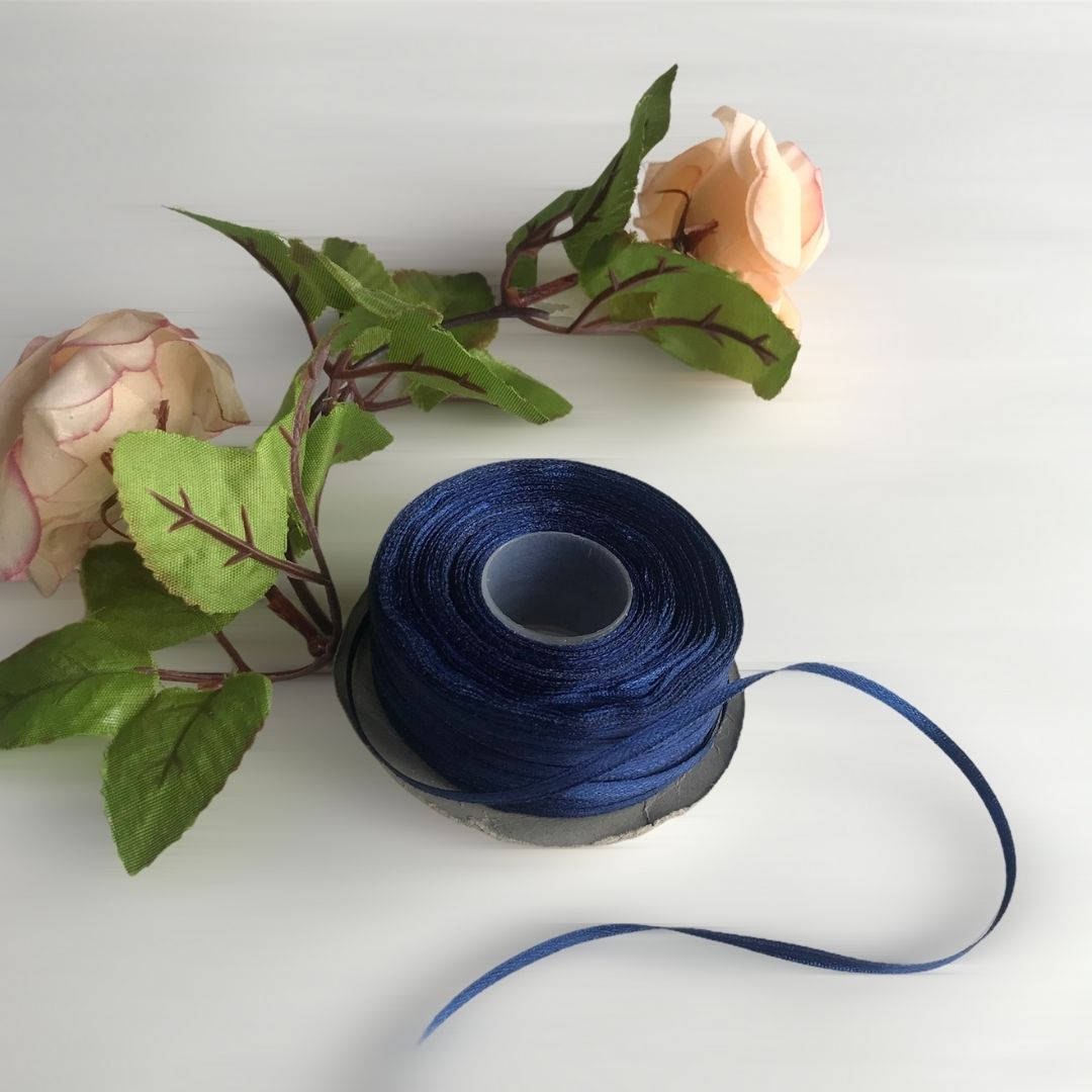 Rollo de Cintas Satinadas 1/8" x 100yds