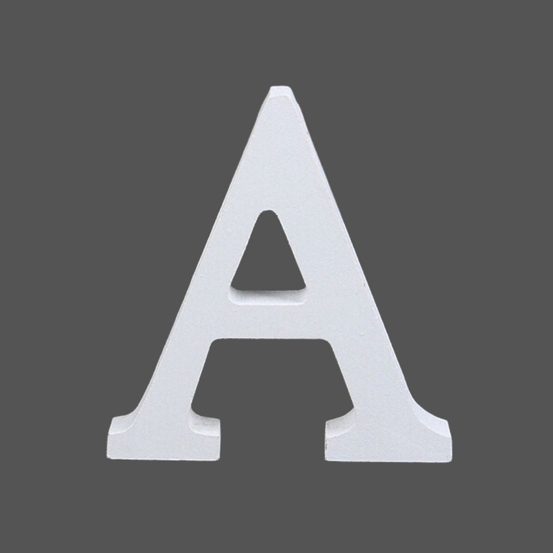 Letras Madera en color blanco. 4.5" pulgadas de largo