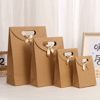 Cajita tipo sobre con lazo y cierre