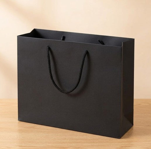Bolsas Boutique de Cartoncillo con Asa de Cordón