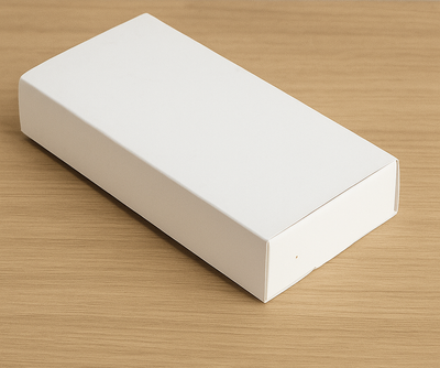 Caja de cartoncillo blanco estilo fosforera